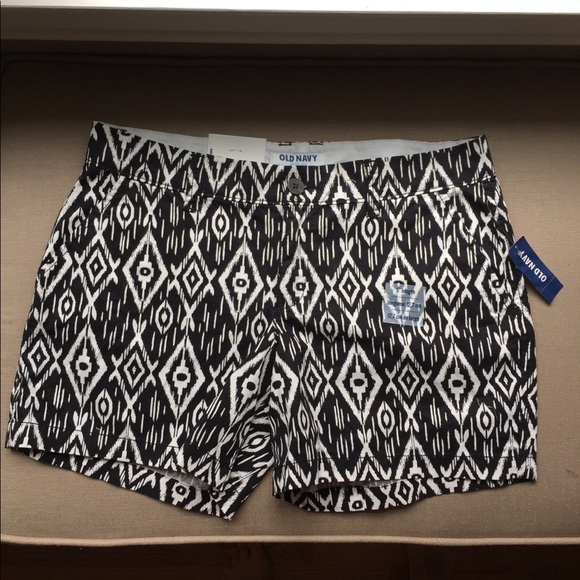 Black White Cotton Ikat Print Shorts NEW - Picture 3 of 8